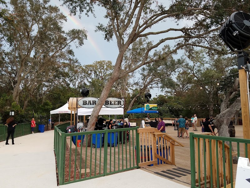 Amphitheatre Park - Running & Walking Trails