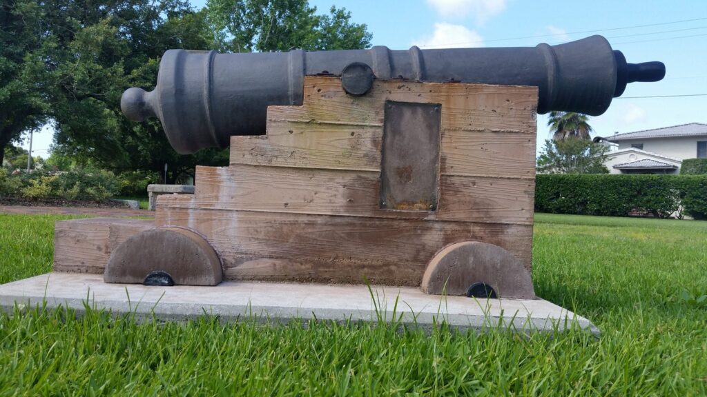 Close-up of a replica cannon on its carriage at Oglethorpe Battery Park